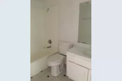 5625 Antoine Drive #303, Houston, TX 77091 - Photo 10