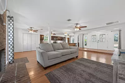 8498 Pine Shadows, Cleveland, TX 77328 - Photo 8