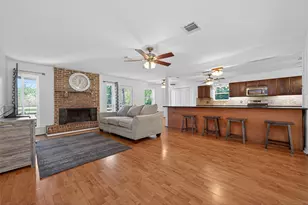 8498 Pine Shadows, Cleveland, TX 77328 - Photo 4