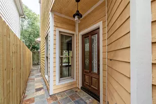 1324 Prince St, Houston, TX 77008 - Photo 2