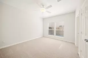 6111 Windwater Pointe, Houston, TX 77036 - Photo 4