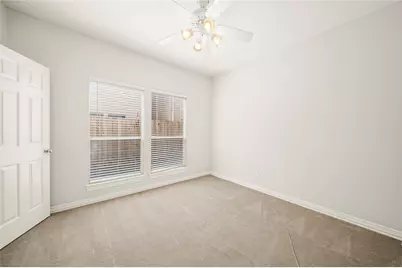 6111 Windwater Pointe, Houston, TX 77036 - Photo 2