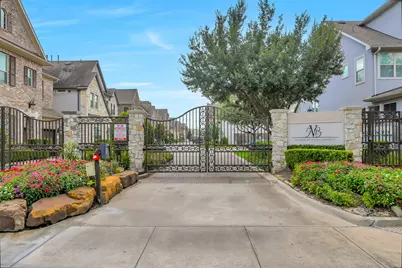 8336 Ginger Oak Street, Houston, TX 77055 - Photo 32