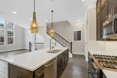 8336 Ginger Oak Street, Houston, TX 77055 - Photo 10