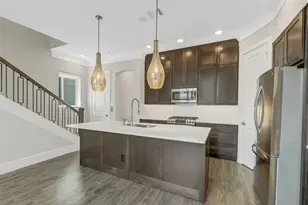 8336 Ginger Oak St, Houston, TX 77055 - Photo 8