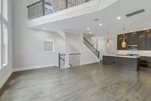 8336 Ginger Oak St, Houston, TX 77055 - Photo 6
