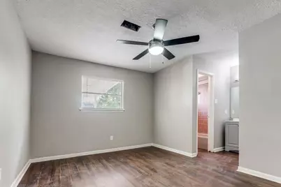 3120 Royal Street, Baytown, TX 77521 - Photo 6