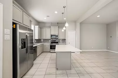 8718 Laurel Crest Drive, Missouri City, TX 77459 - Photo 10