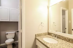 2006 Breezway Bend Ln, League City, TX 77573 - Photo 2