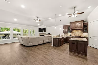 19 S Sandbells Park Lane, Montgomery, TX 77316 - Photo 10