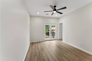 5323 Groveton St, Houston, TX 77033 - Photo 22