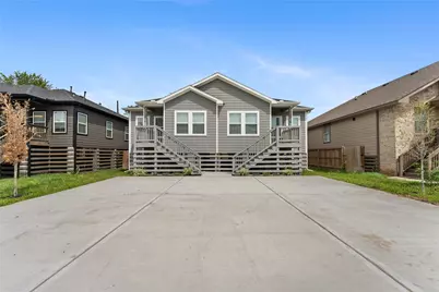 5323 Groveton Street, Houston, TX 77033 - Photo 2