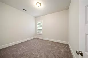 204 Bee Balm Ct, Conroe, TX 77304 - Photo 26