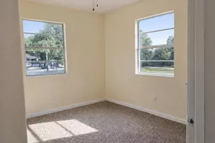 221 Macie Ln, Cleveland, TX 77328 - Photo 8