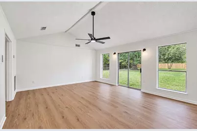 322 S Persimmon Street, Tomball, TX 77375 - Photo 16
