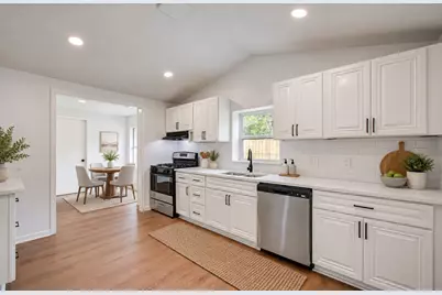322 S Persimmon Street, Tomball, TX 77375 - Photo 12