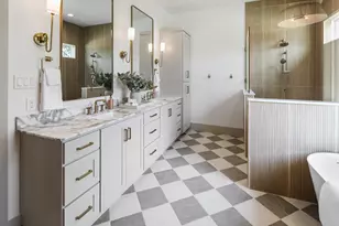 7933 Stiteler Dr, Bryan, TX 77808 - Photo 6