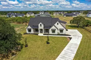 7933 Stiteler Dr, Bryan, TX 77808 - Photo 2