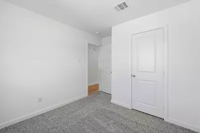 10835 N Baron Village Drive, Conroe, TX 77306 - Photo 8