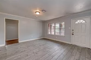 5431 Willow Glen Dr, Houston, TX 77033 - Photo 4