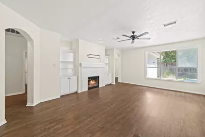 54 Wrens Song Place, The Woodlands, TX 77382 - Photo 18