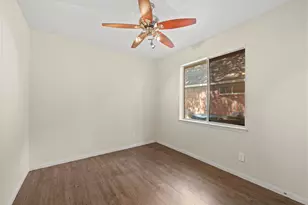 54 Wrens Song Pl, The Woodlands, TX 77382 - Photo 34