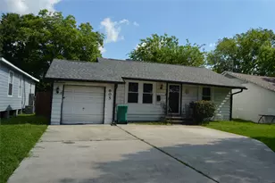 605 Maple Ave, Pasadena, TX 77506 - Photo 1
