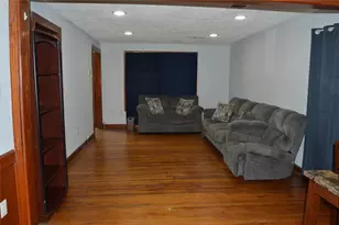 605 Maple Ave, Pasadena, TX 77506 - Photo 2