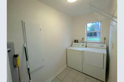 418 Texas Street, Tomball, TX 77375 - Photo 4