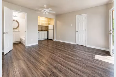 1756 W Main Street #7, Houston, TX 77098 - Photo 1