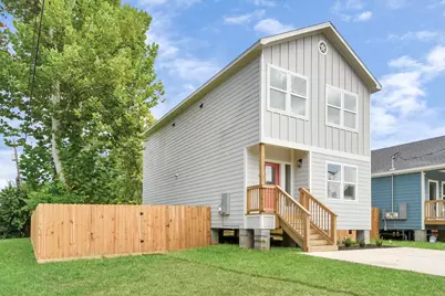 1316 W Willis Street, Alvin, TX 77511 - Photo 44