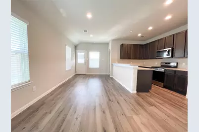 6515 James Michael Drive, Rosharon, TX 77583 - Photo 4