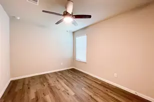 6515 James Michael Dr, Rosharon, TX 77583 - Photo 12