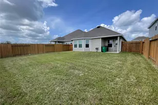 6515 James Michael Dr, Rosharon, TX 77583 - Photo 16
