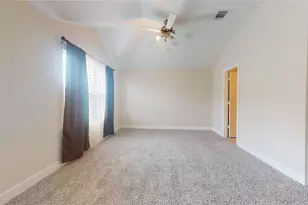2710 Hullsmith Dr, Houston, TX 77063 - Photo 30