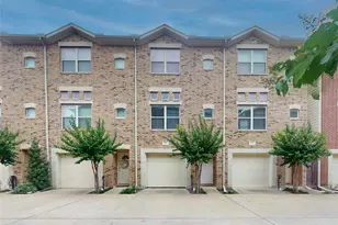 2710 Hullsmith Dr, Houston, TX 77063 - Photo 2