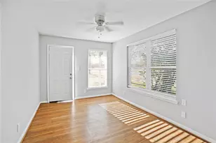 819 Oak St, La Marque, TX 77568 - Photo 4