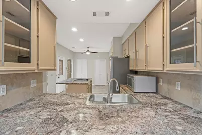 2231 Jamara Lane, Houston, TX 77077 - Photo 14