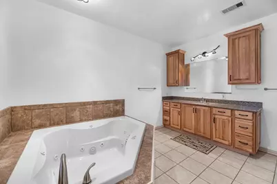 3102 Avenue S, Galveston, TX 77550 - Photo 22