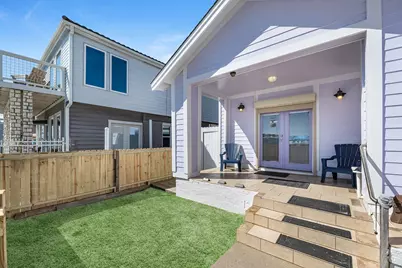 3102 Avenue S, Galveston, TX 77550 - Photo 4