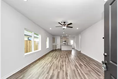 18724 Loom Drive, Conroe, TX 77306 - Photo 6