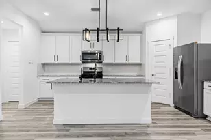 31514 Avebury Lake Ln, Fulshear, TX 77441 - Photo 12