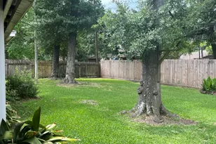 208 Pine Valley, Huntsville, TX 77320 - Photo 14
