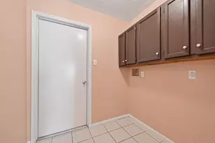 3210 Kempwood Dr, Sugar Land, TX 77479 - Photo 46