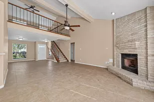 3210 Kempwood Dr, Sugar Land, TX 77479 - Photo 8