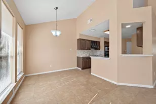 3210 Kempwood Dr, Sugar Land, TX 77479 - Photo 14