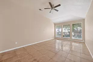 3210 Kempwood Dr, Sugar Land, TX 77479 - Photo 28