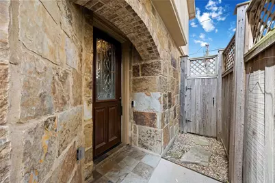 328 Bomar Street, Houston, TX 77006 - Photo 4