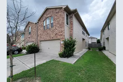 5209 Dauntless Drive, Houston, TX 77066 - Photo 2