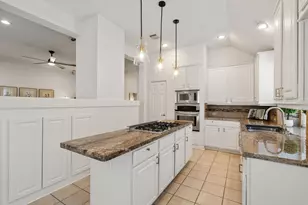 1214 Muirfield Pl, Houston, TX 77055 - Photo 12